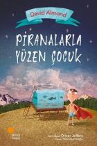 Piranalarla Yüzen Çocuk