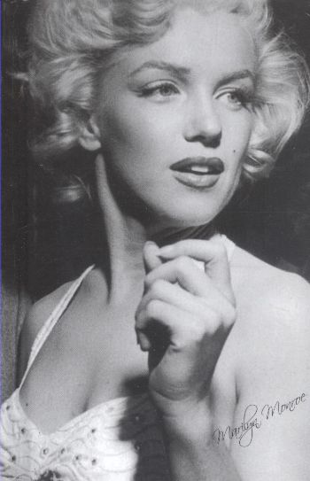 Marilyn Monroe-3 Küçük Boy %17 indirimli Komisyon